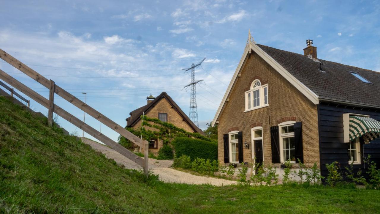 Voorhuis Aan De Lek Nieuw-Lekkerland Exterior foto